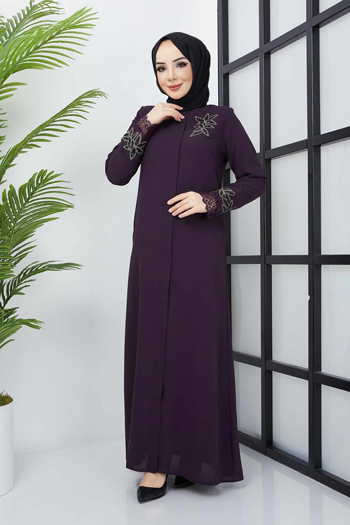 Büyük Beden Dantel Taş İşleme Detaylı Mürdüm Ferace